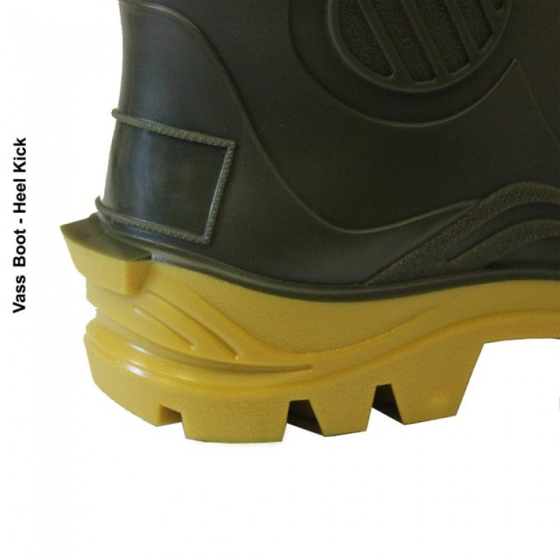 Vass-Tex 700E Nova chest wader boot heel showing the moulded heel kicker above the yellow sole