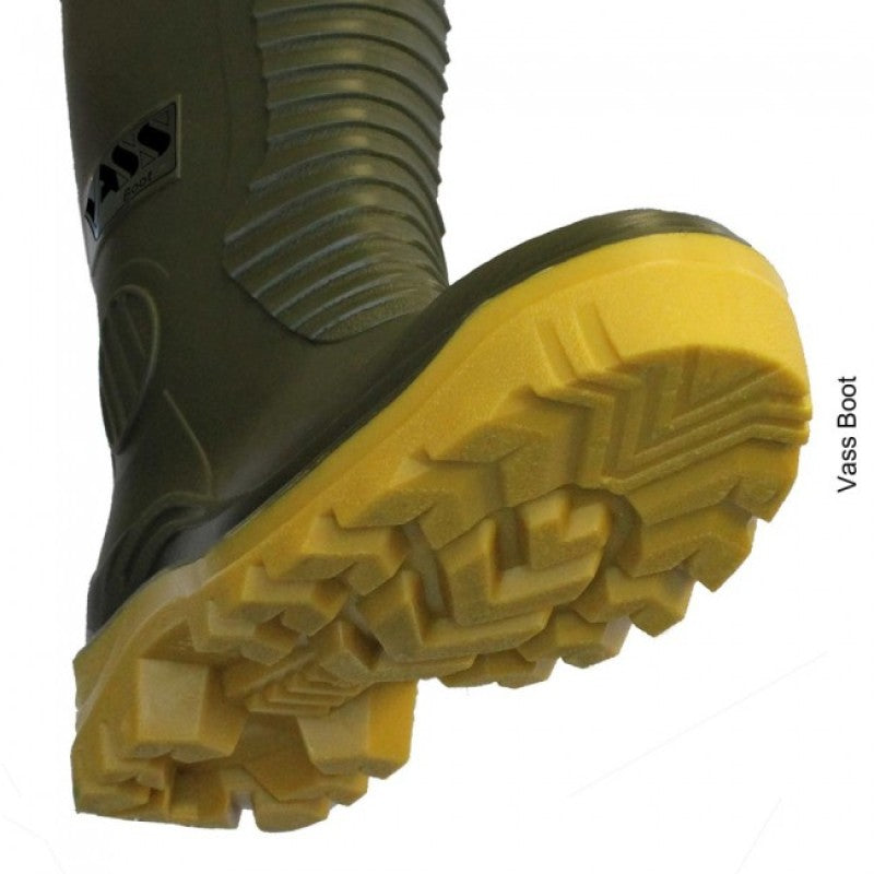 Vass-Tex 700E Nova chest wader Vass E Boot tipped up to show the yellow non-studded chevron sole