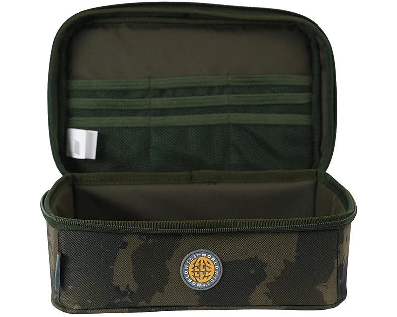 Solar Worldwide Tackle Station