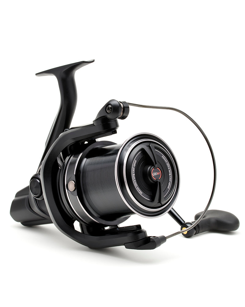 Daiwa 23 Emblem 45 SCW QD reel, 45mm ultra long cast spool face with the QDM drag knob