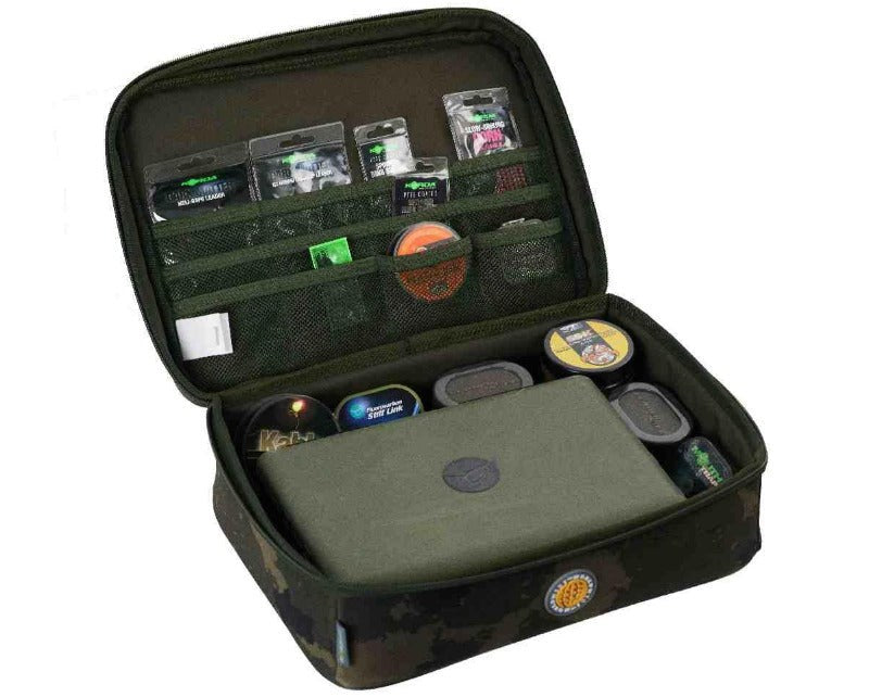 Solar Worldwide Tackle Station Large